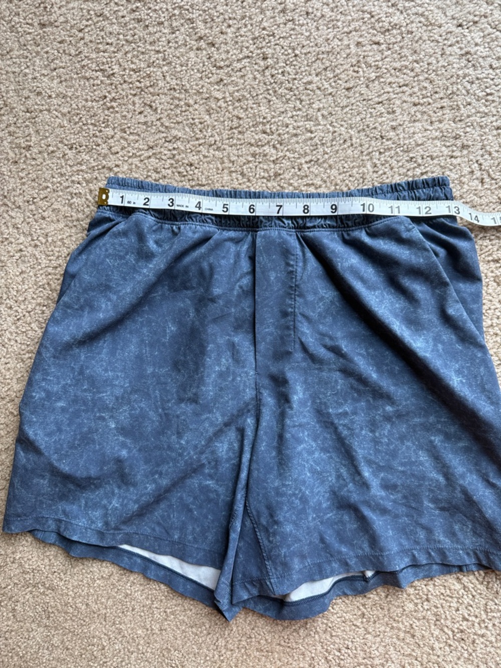 Men’s Lululemon Blue Pace Breaker Shorts Size Small - Picture 7 of 8